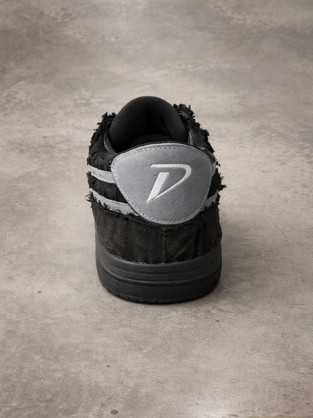FaceronStudio - Sneakers Broken Negras